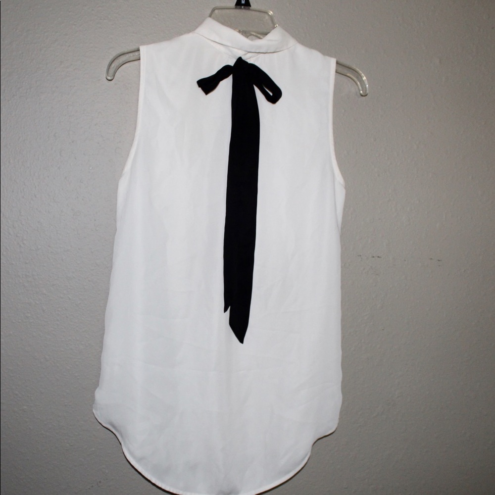 H&M Sleeveless Secretary Blouse - Picture 4 of 5
